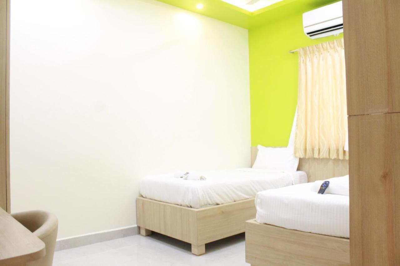 Hotel Jfive Residency Chennai Exterior foto